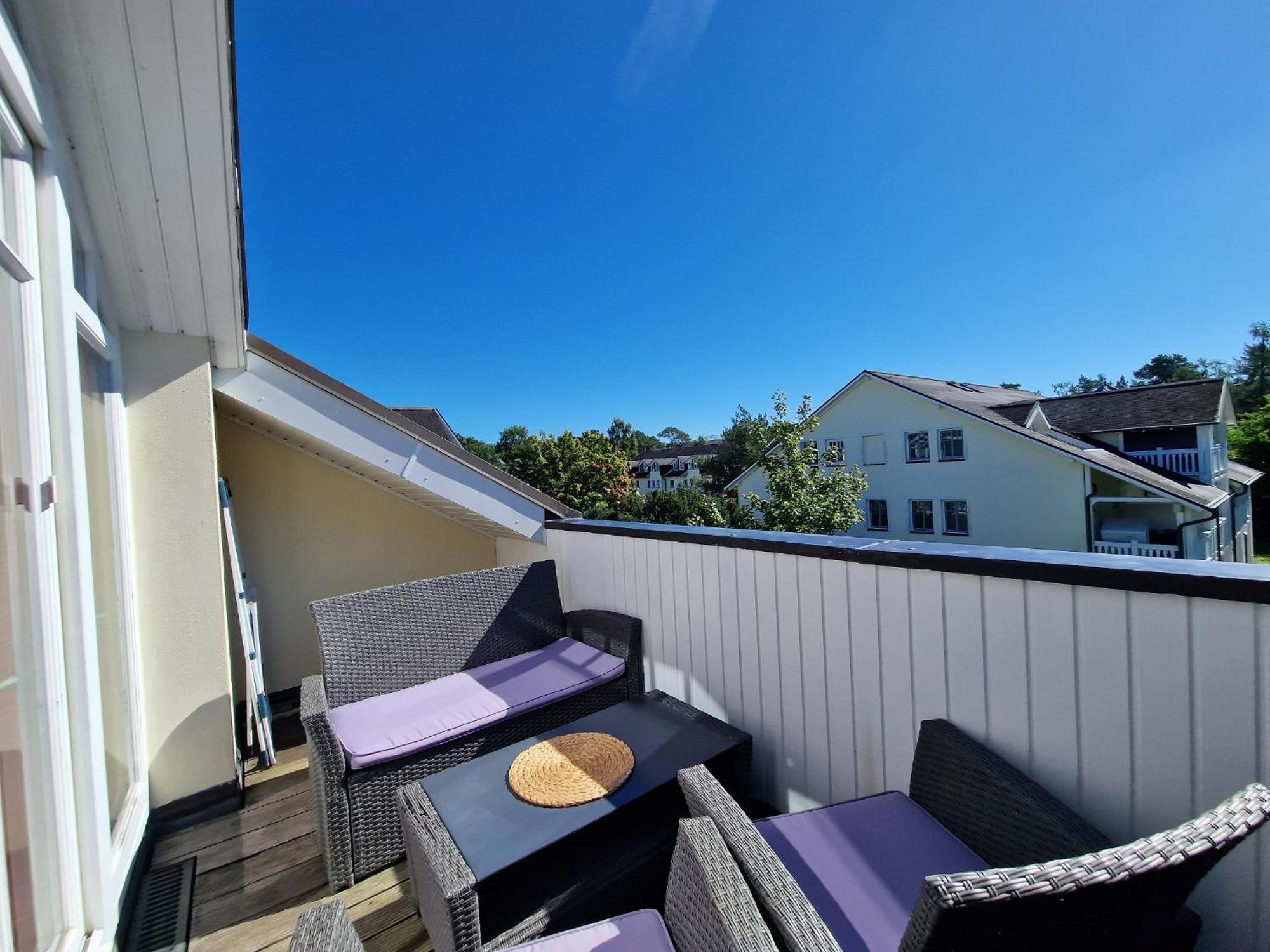 Apartment Duenenpark - Komfortplus Mit 1 Schlafzimmer Und Balkon Im Dachgeschoss 231